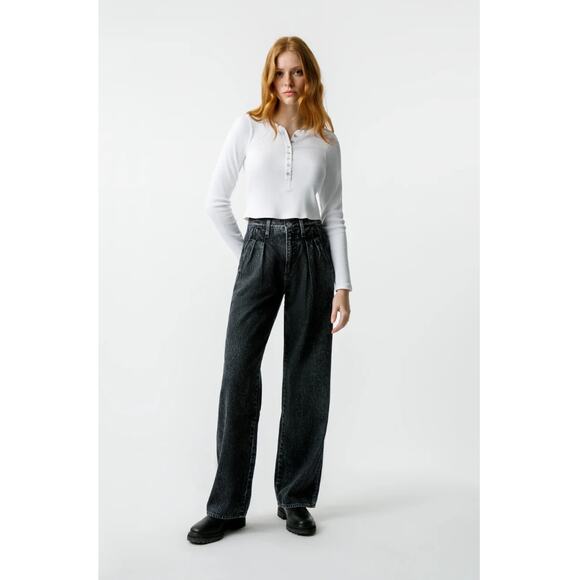 AMO NWT Marcella Pleated Wide Leg Jean in Frosty Black // 31 - Picture 14 of 16